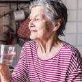 How to know when an elderly person can't live alone?